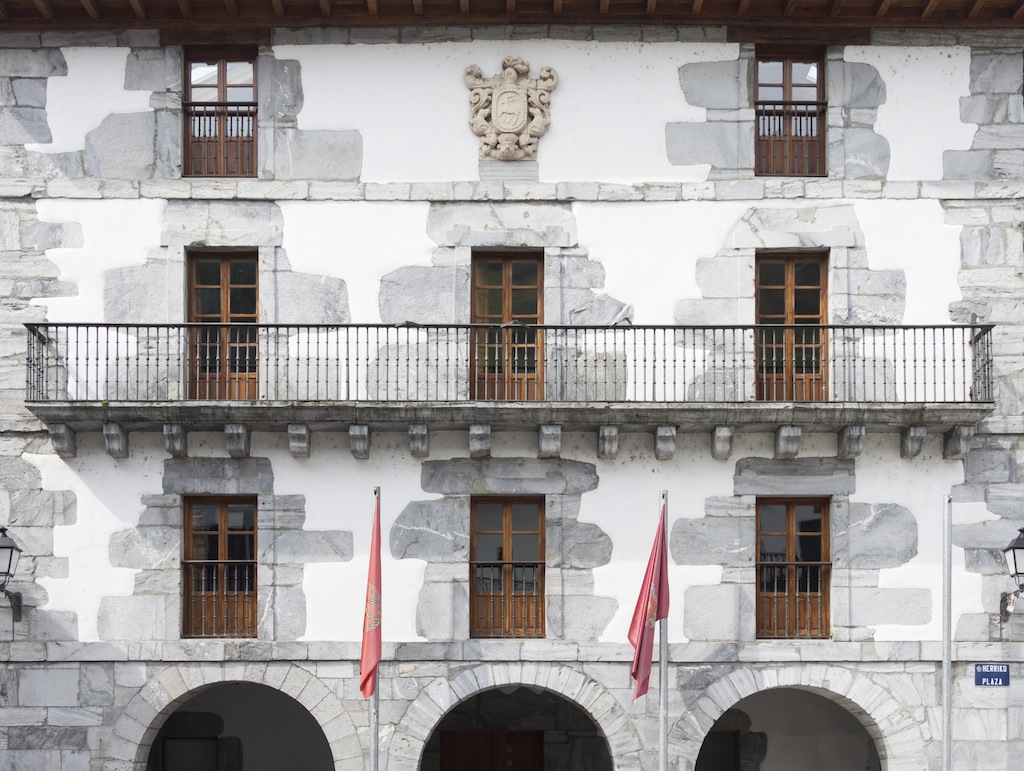VISITA GUIADA POR LAS CASAS DE GOIZUETA